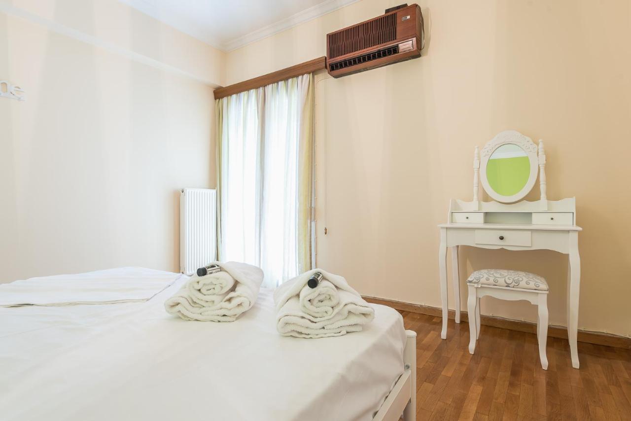 Comfy Apartment In Acropolis Area By Cloudkeys Афины Экстерьер фото